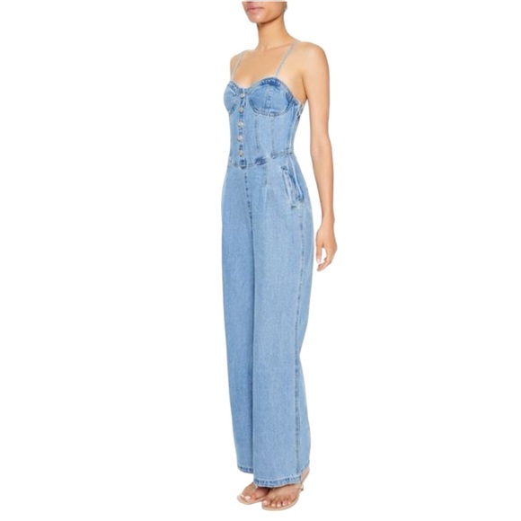 NWT’S Forever 21 Denim Cami Flare Medium Wash Jumpsuit SZ L - Picture 4 of 16